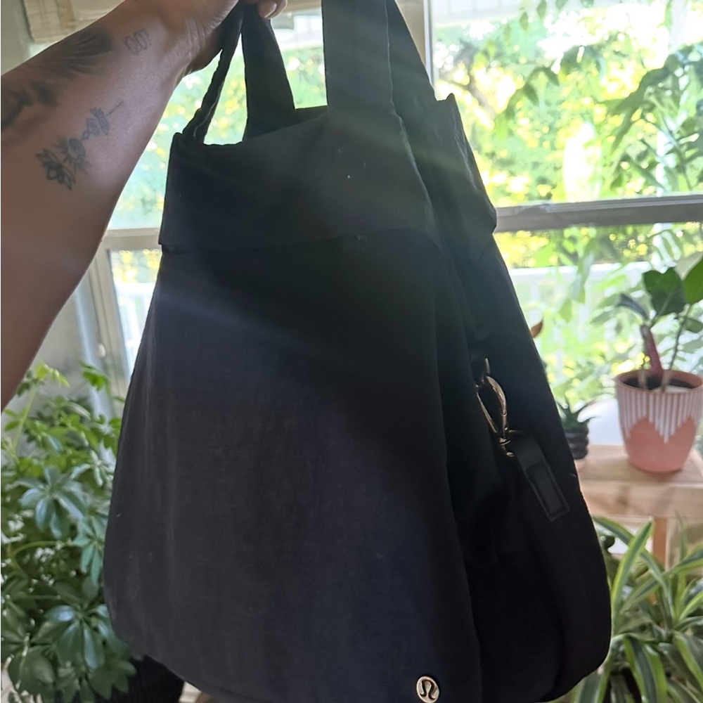 lululemon athletica Black Tote Bag lululemon on my level 30L